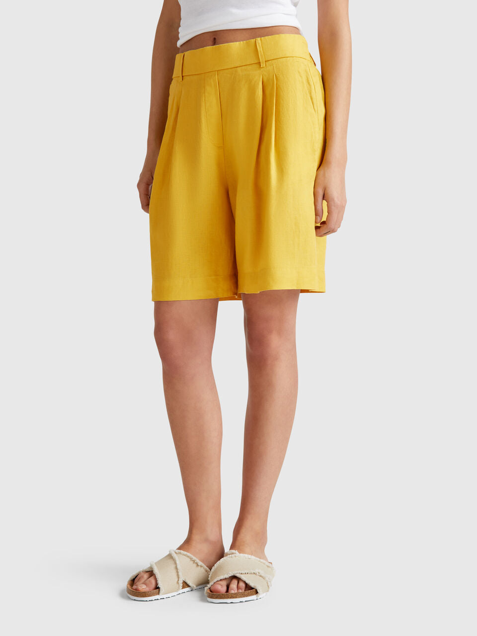 100% LINEN BERMUDAS