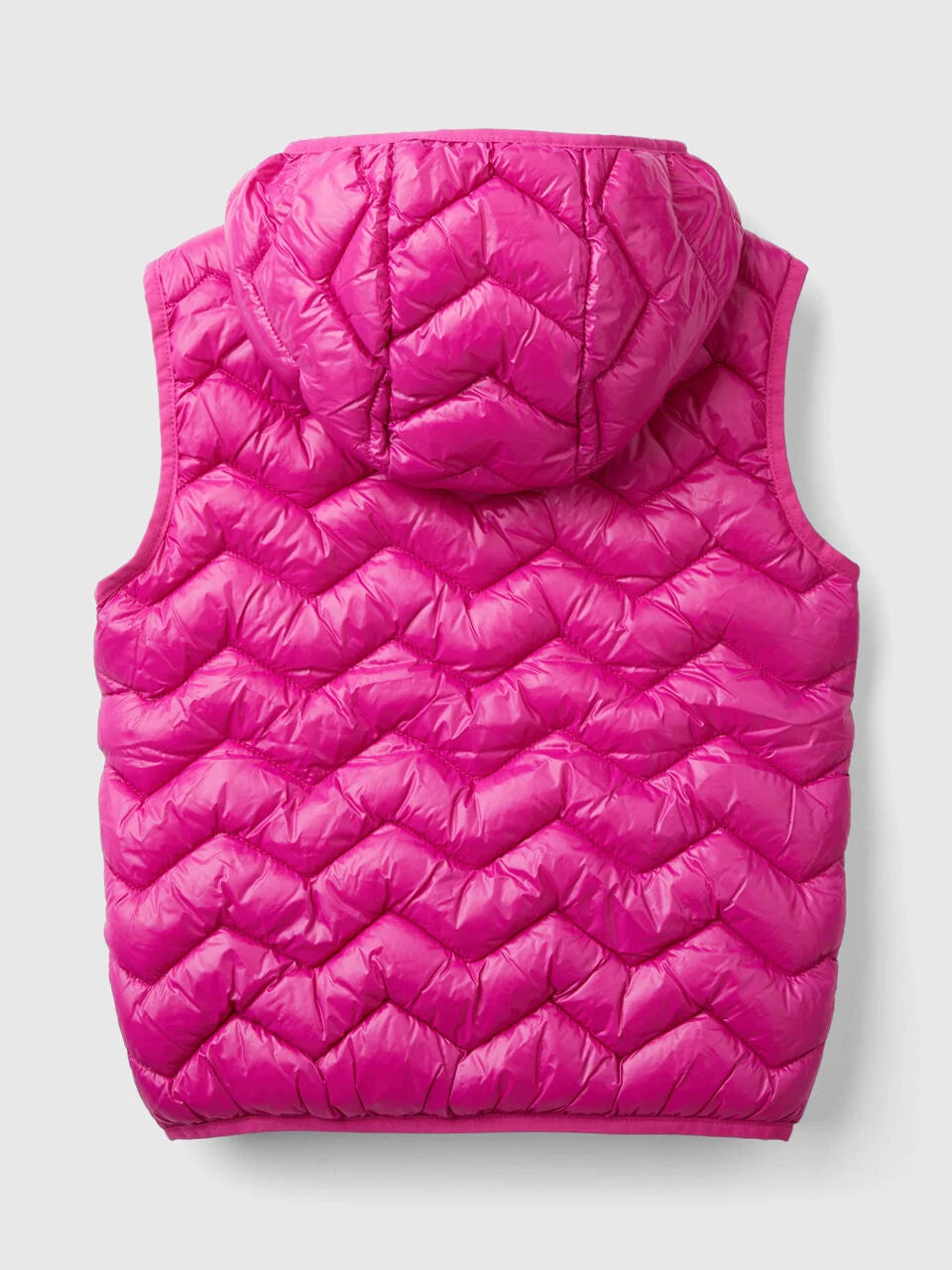 PADDED VEST IN 3D WADDING WITH HOOD