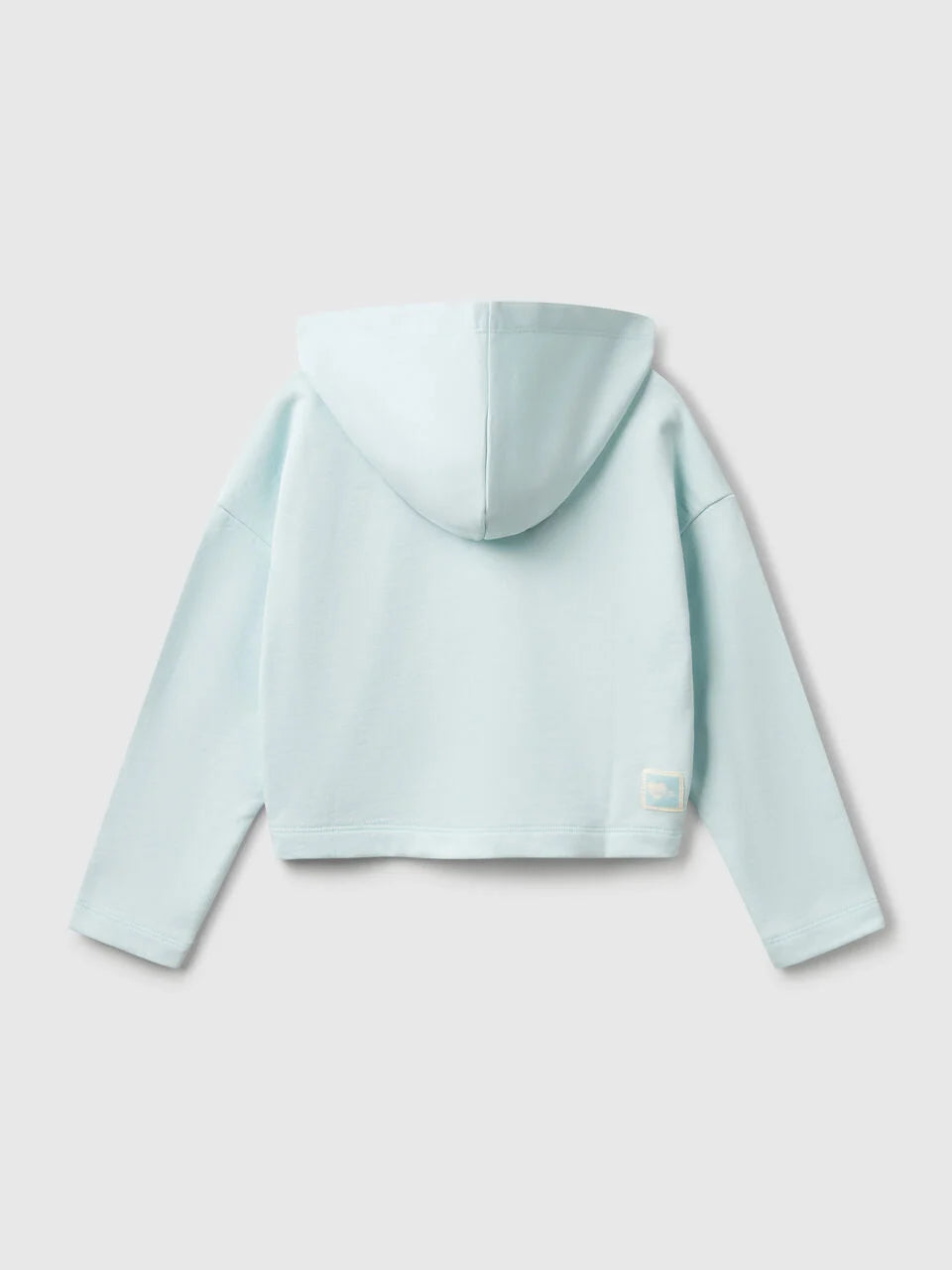 SWEATER WITH ROUNDED BOTTOM