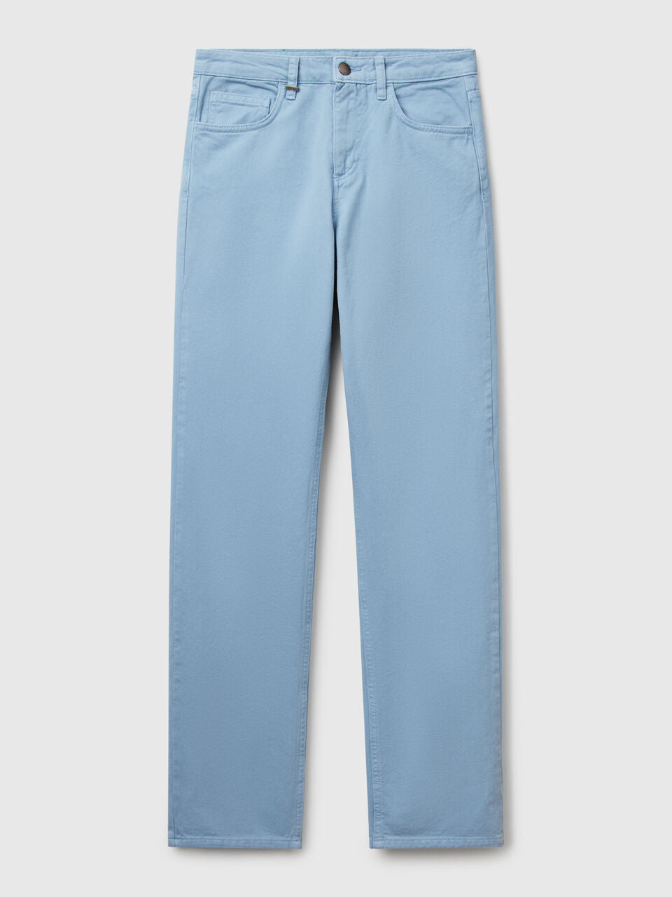 STRAIGHT LEG JEANS