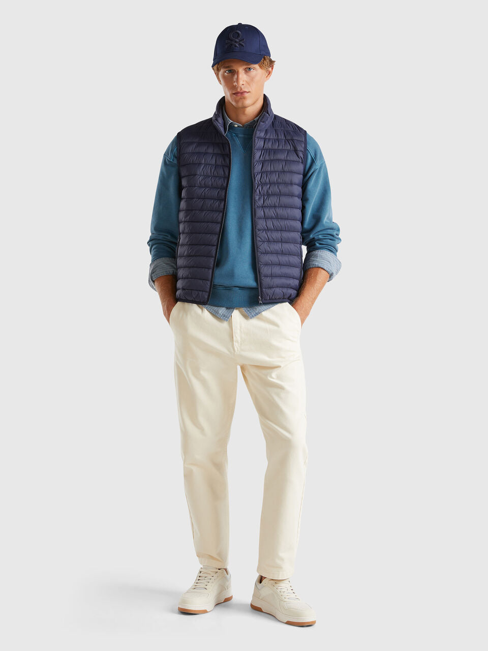 SLEEVELESS PUFFER JACKET WITH RECYCLED WADDING