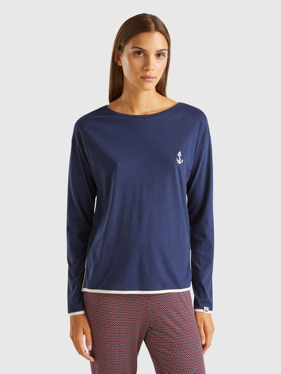 T-SHIRT WITH EMBROIDERY IN VISCOSE BLEND