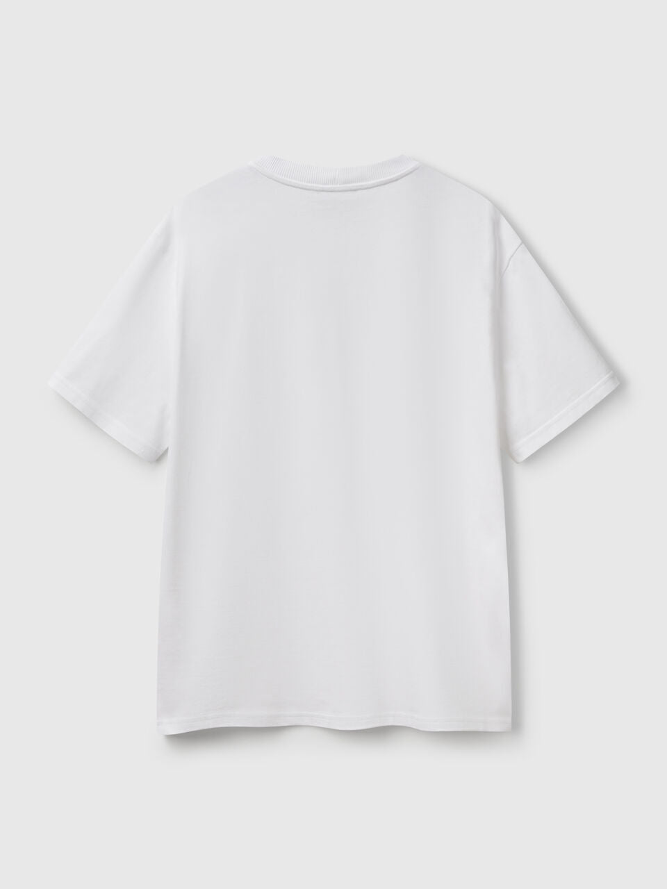 OVERSIZED T-SHIRT WITH PATCH