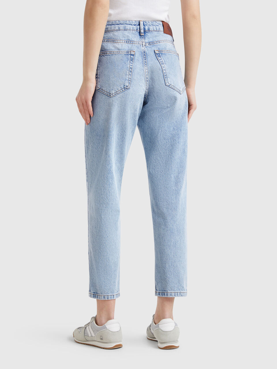 MOM FIT JEANS