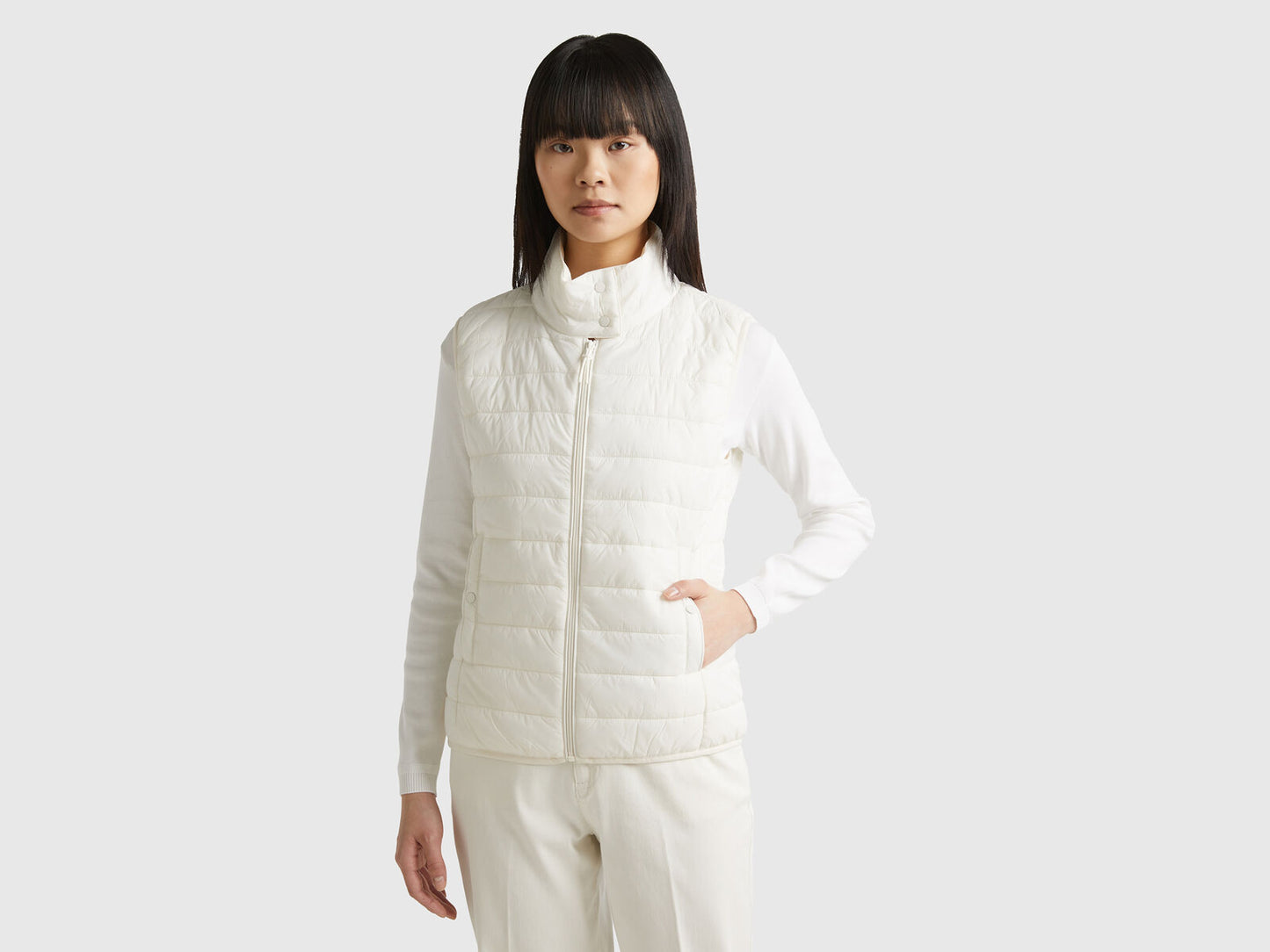 SLEEVELESS PUFFER JACKET WITH RECYCLED WADDING