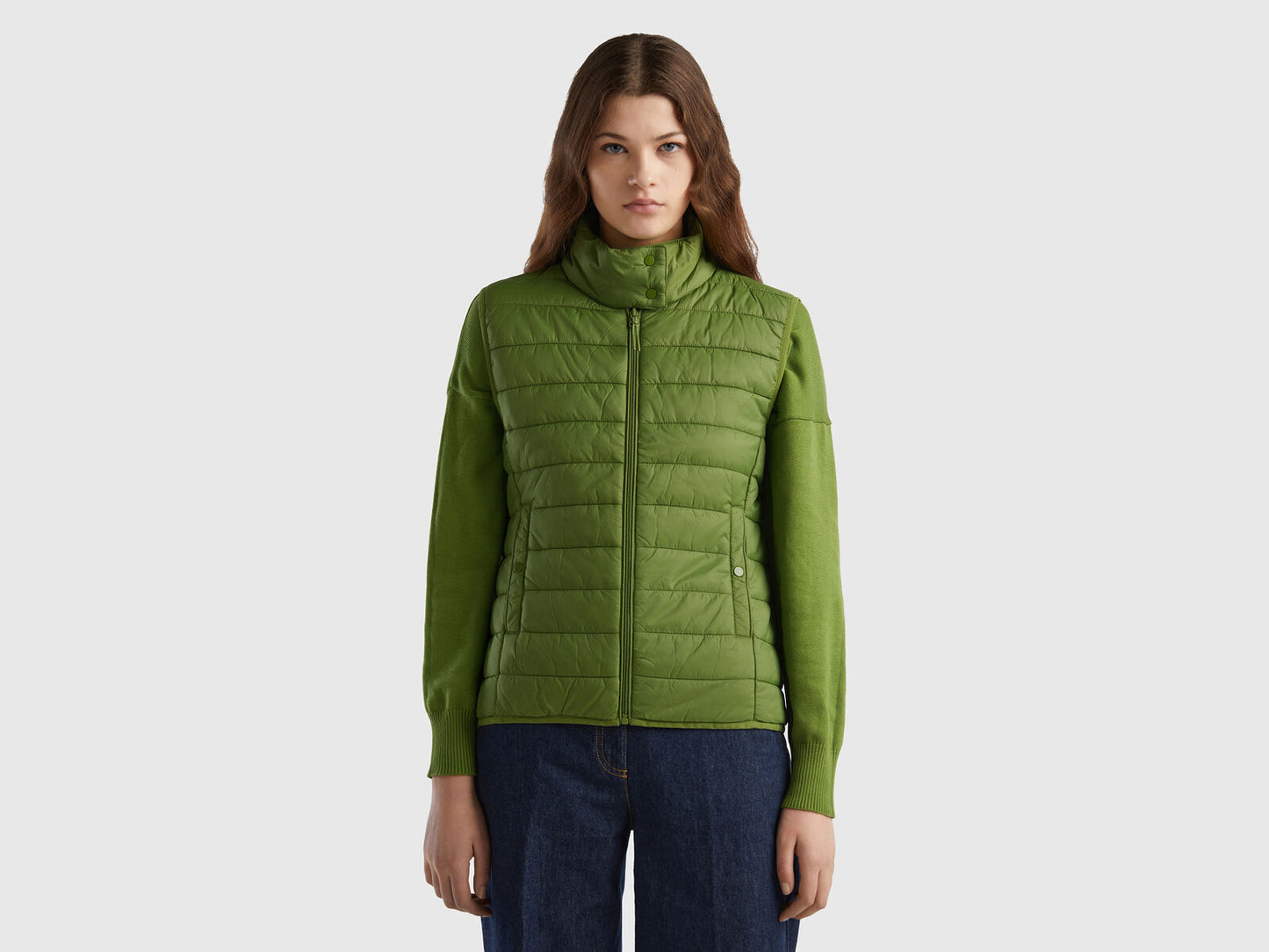 SLEEVELESS PUFFER JACKET WITH RECYCLED WADDING