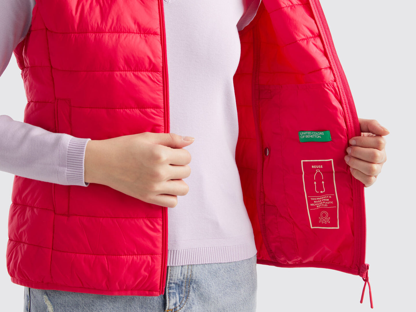 SLEEVELESS PUFFER JACKET WITH RECYCLED WADDING