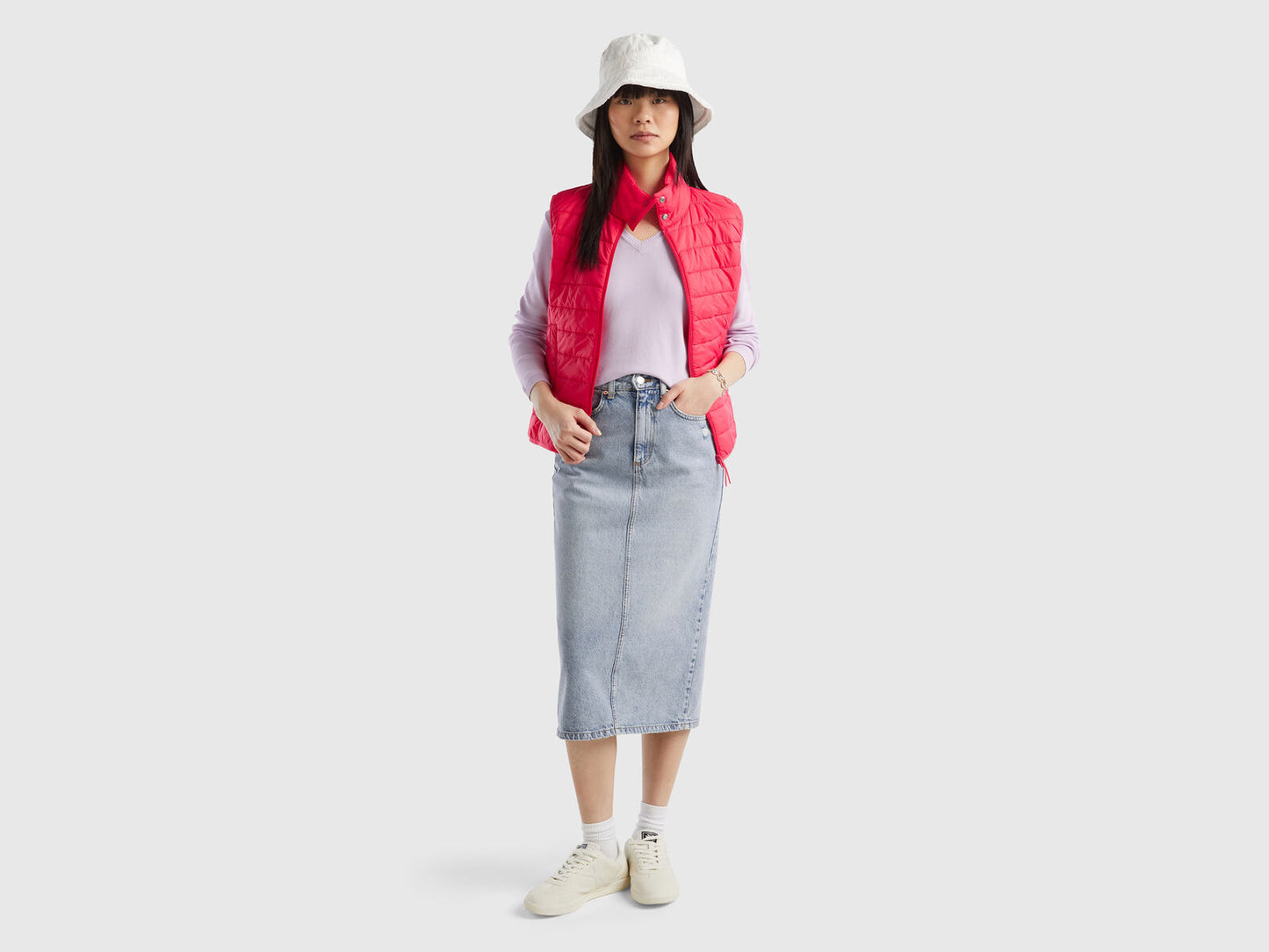 SLEEVELESS PUFFER JACKET WITH RECYCLED WADDING