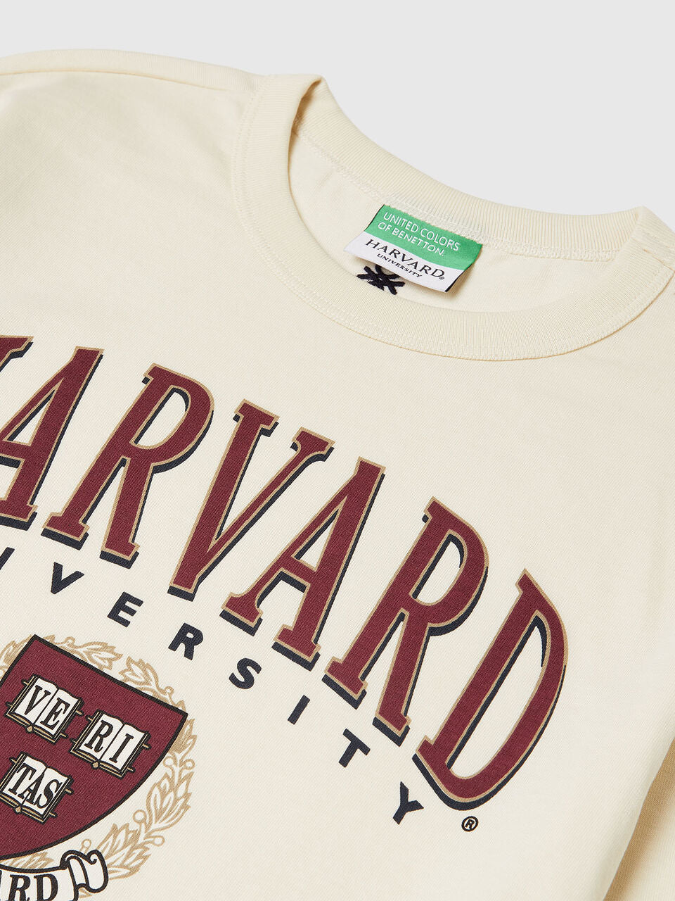 T-SHIRT © HARVARD UNIVERSITY