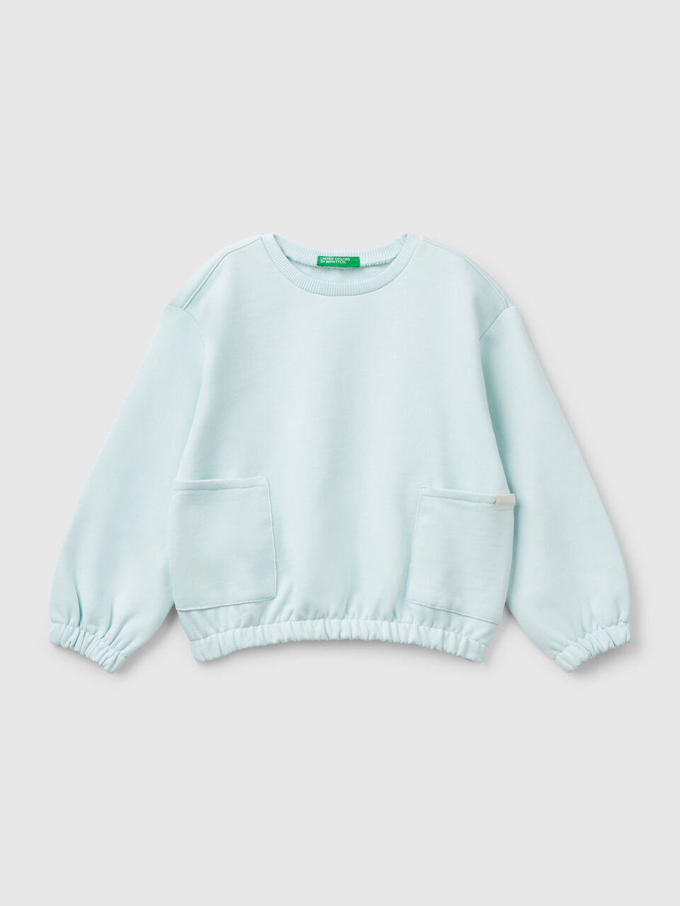 SWEATSHIRT WITH POCKETS