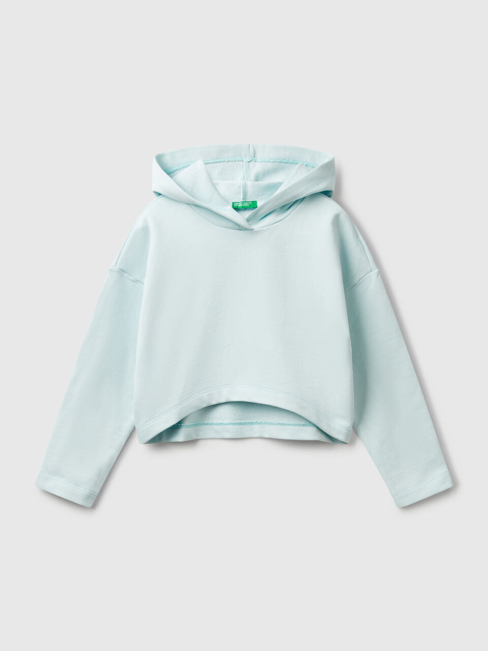 SWEATER WITH ROUNDED BOTTOM