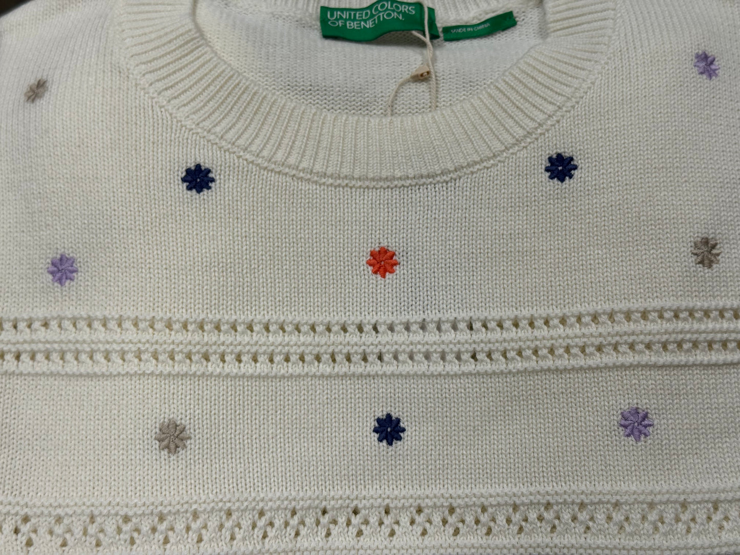 EMBROIDERED SWEATER