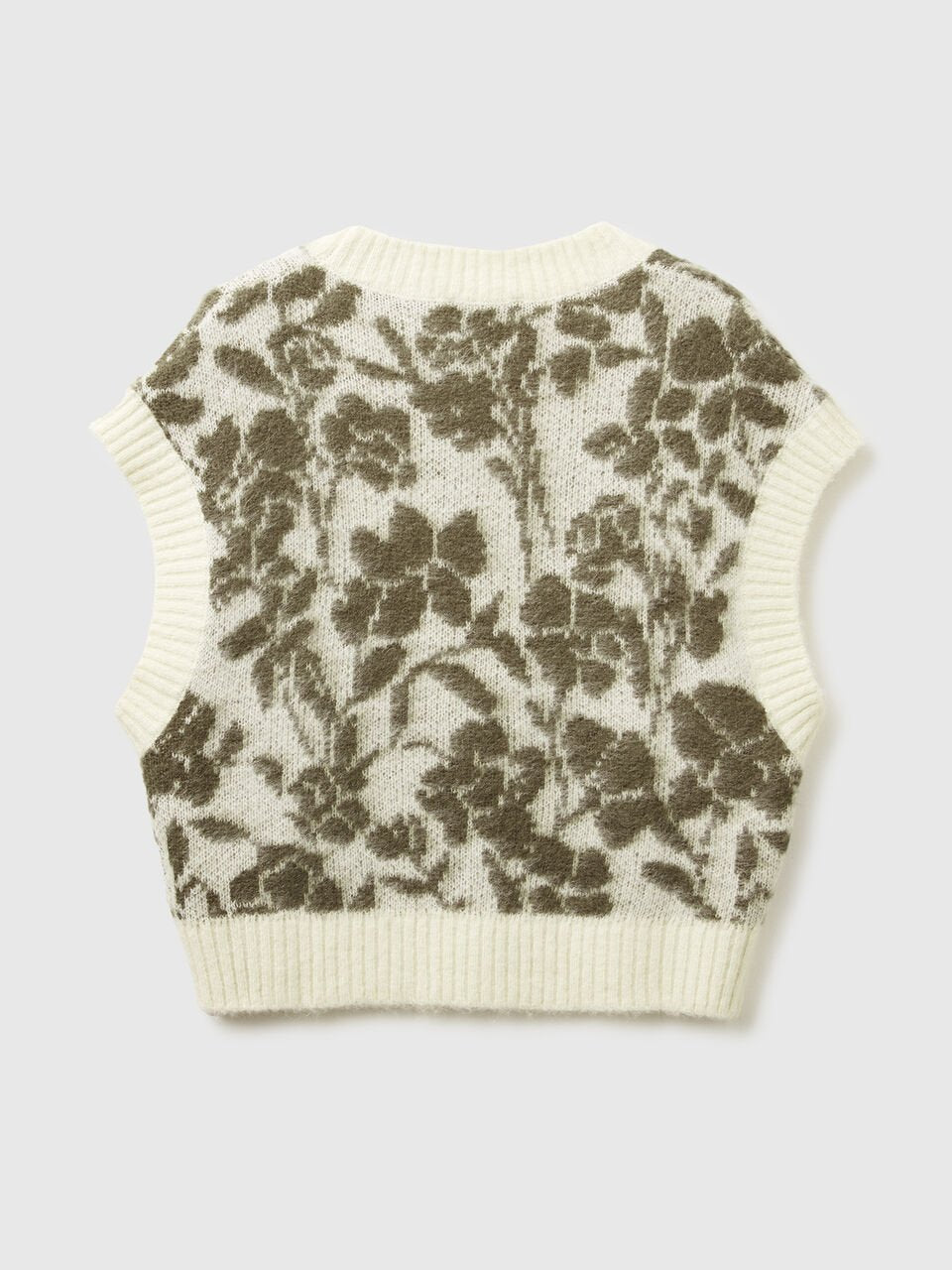 VEST WITH FLORAL PATTERN