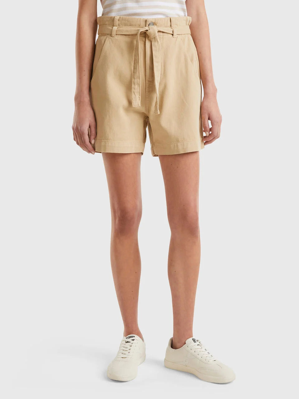 BERMUDAS WITH WIDE LEG