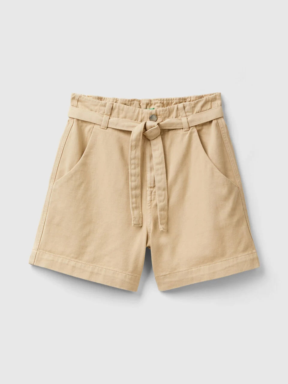 BERMUDAS WITH WIDE LEG