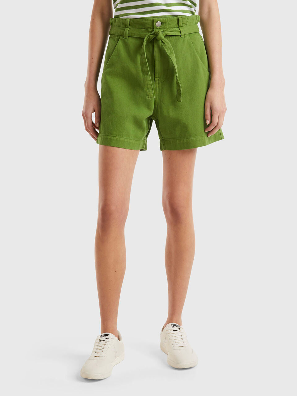 BERMUDAS WITH WIDE LEG