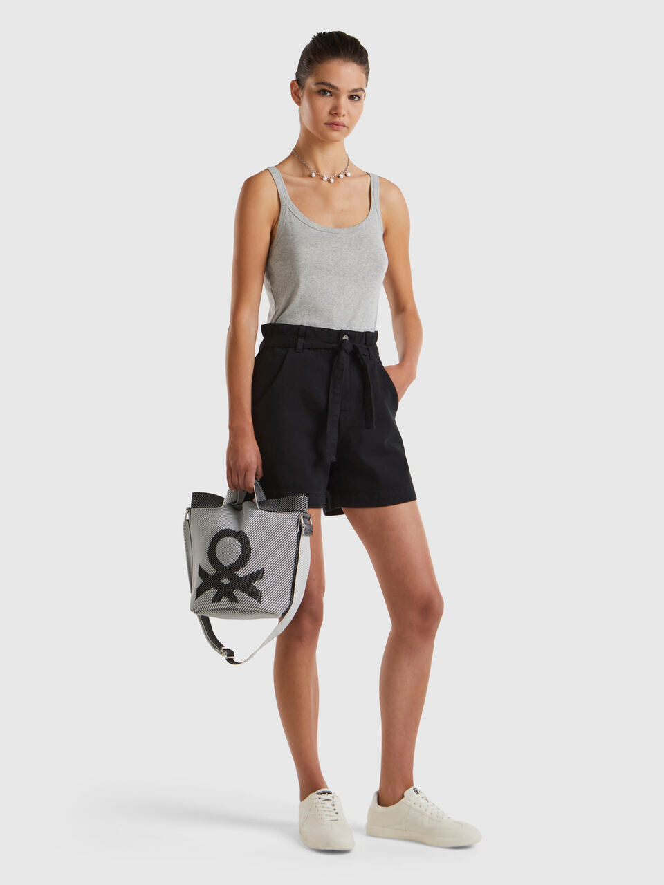 BERMUDAS WITH WIDE LEG