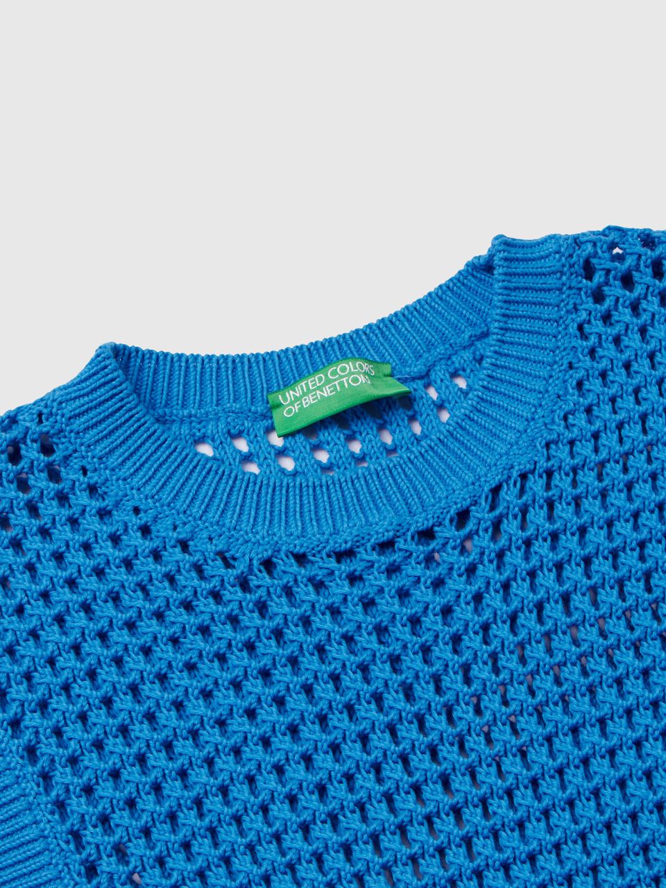 CROPPED CROCHET VEST