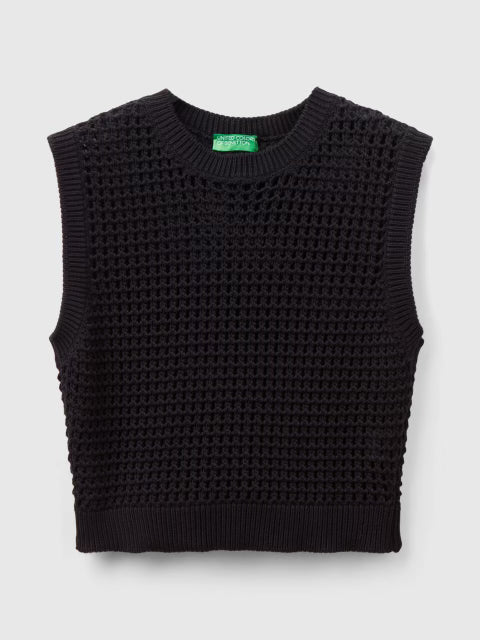 CROPPED CROCHET VEST