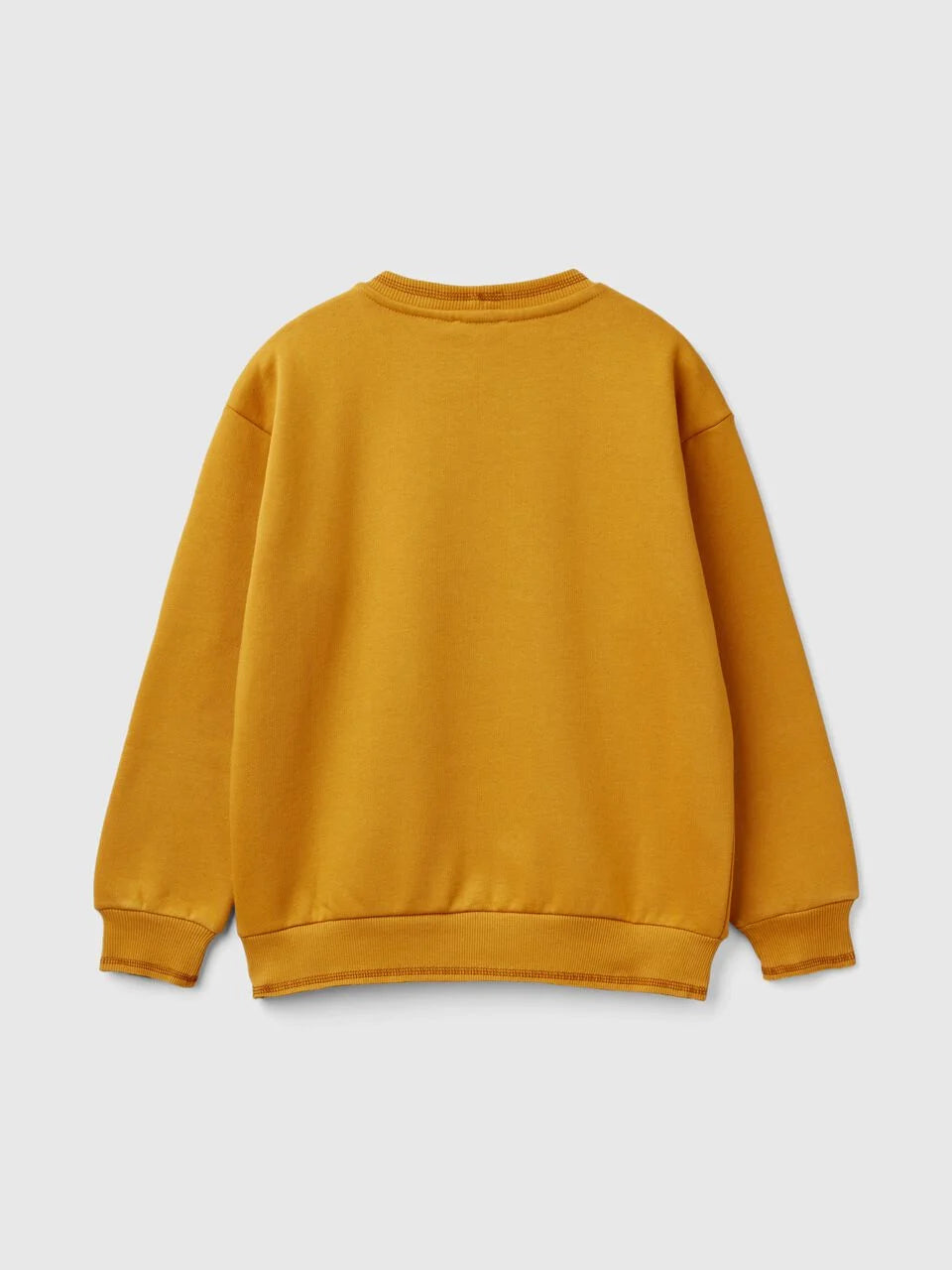 SWEATSHIRT WITH VELVET EFFECT PRINT