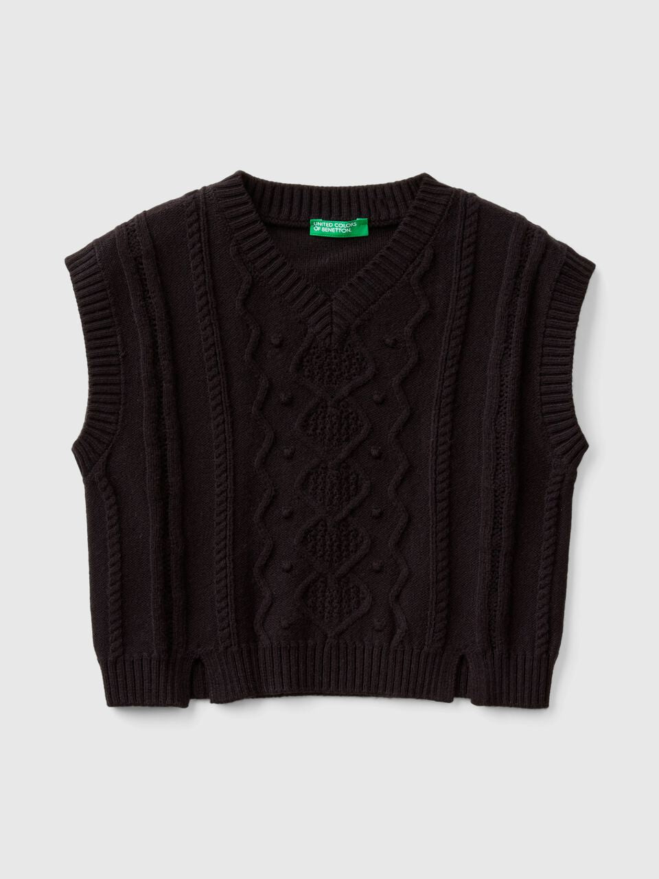KNIT VEST