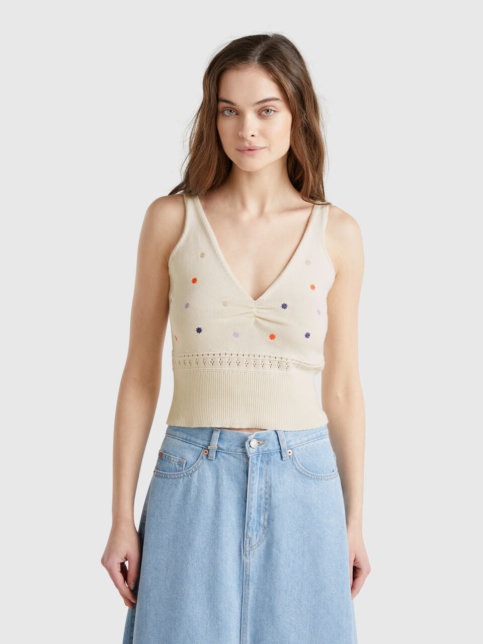 KNITTED TANK TOP WITH FLOWER EMBROIDERY