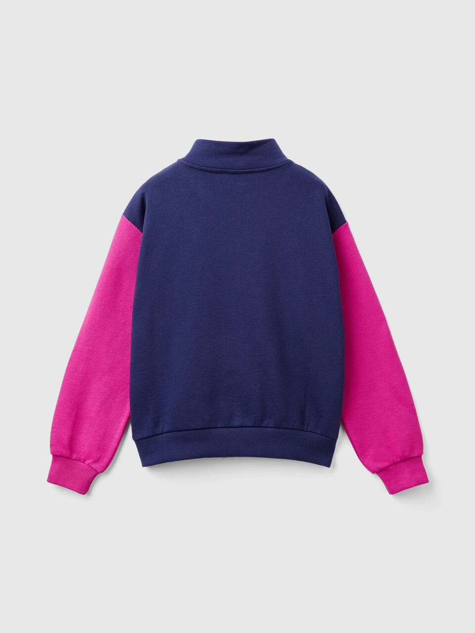 SWEATSHIRT WITH ZIP AND COLLAR