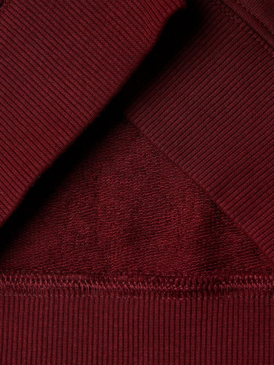 HOODIE © HARVARD UNIVERSITY