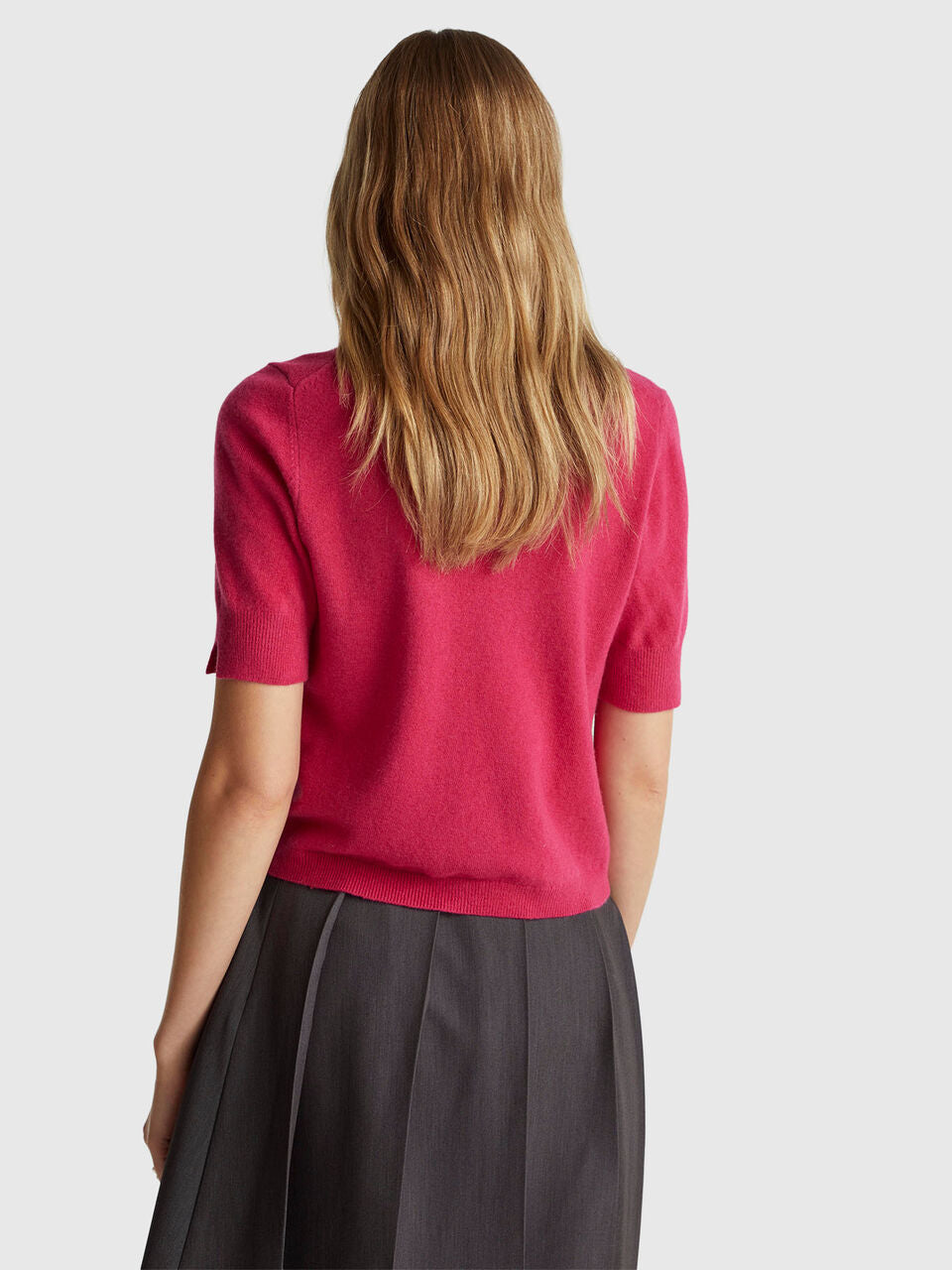 SHORT-SLEEVED SWEATER IN PURE MERINO WOOL