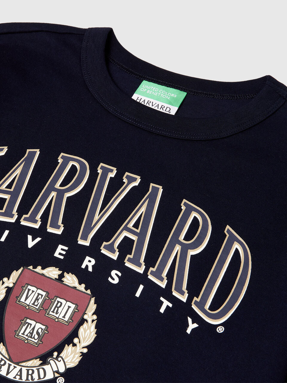 T-SHIRT © HARVARD UNIVERSITY