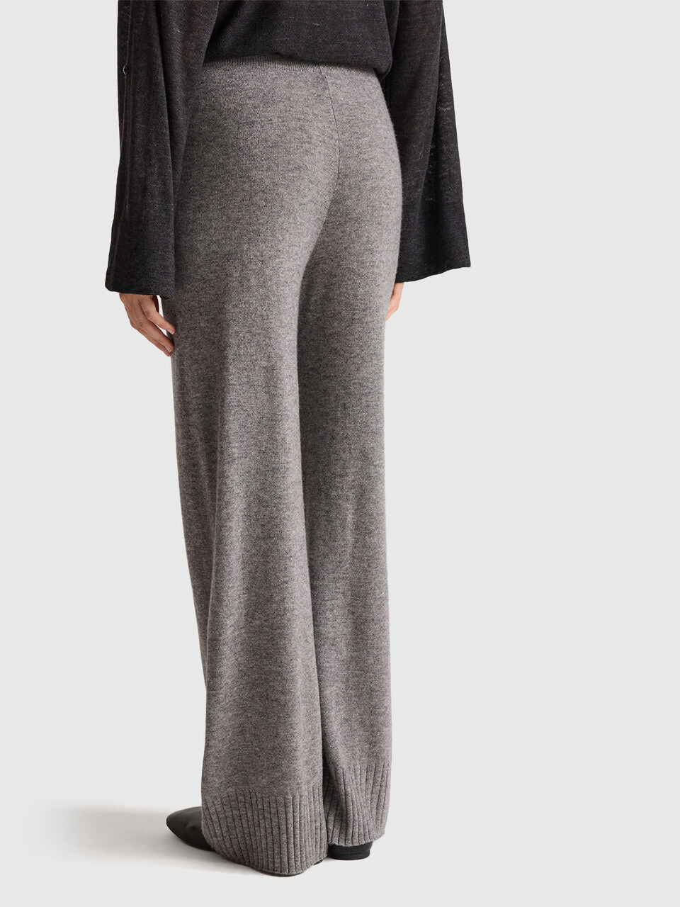 BEIGE WIDE PANTS IN WOOL AND CASHMERE BLEND