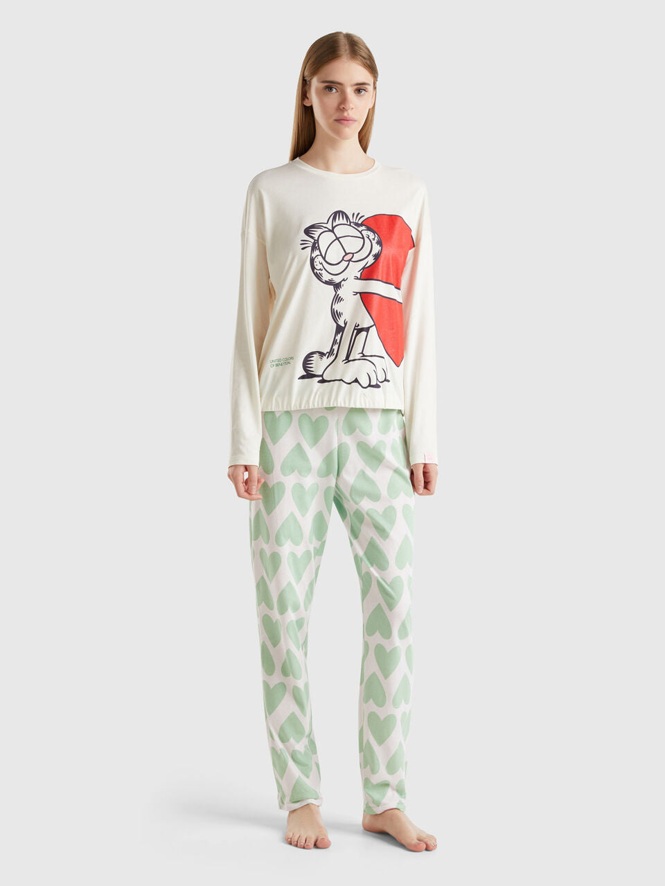 TROUSERS WITH HEART PRINT