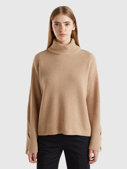 TURTLENECK WITH WIDE COLLAR