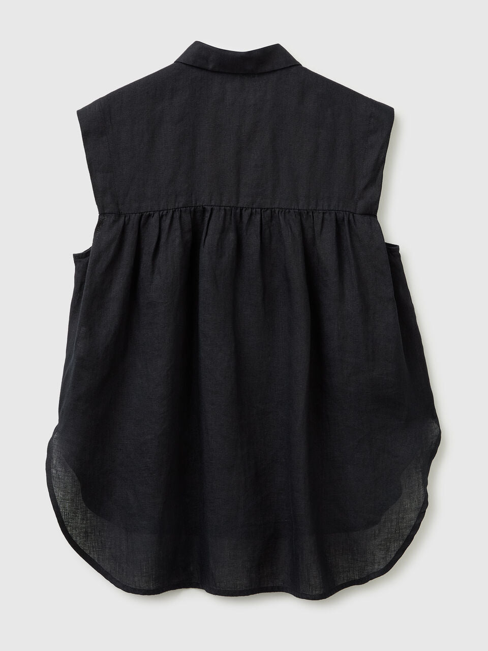 100% LINEN SLEEVELESS BLOUSE