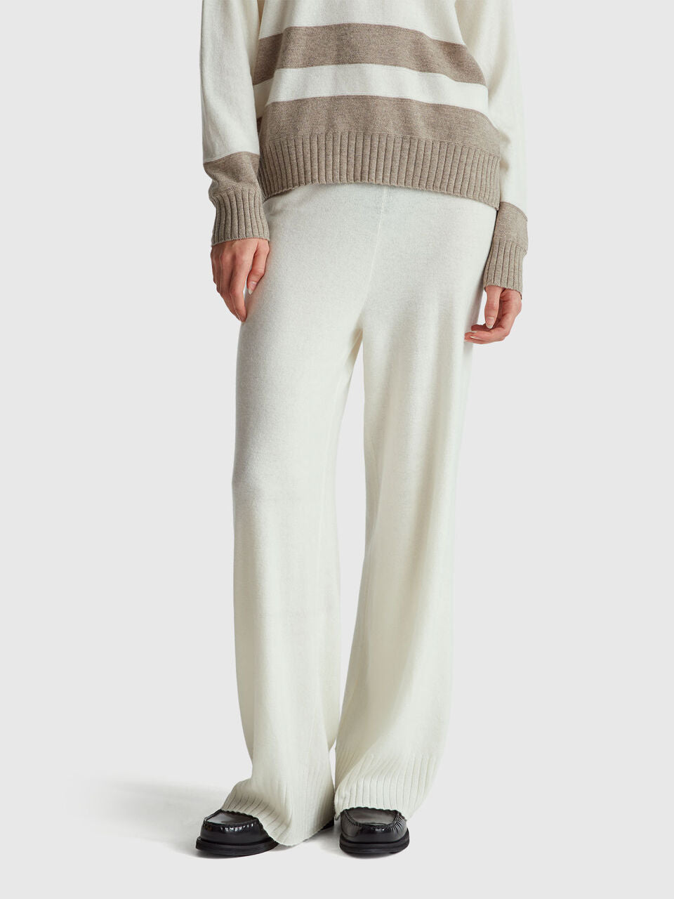 BEIGE WIDE PANTS IN WOOL AND CASHMERE BLEND