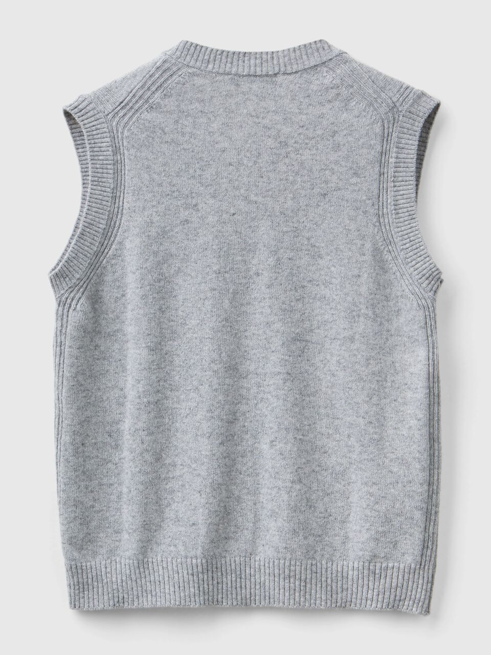 VEST IN CASHMERE AND WOOL BLEND