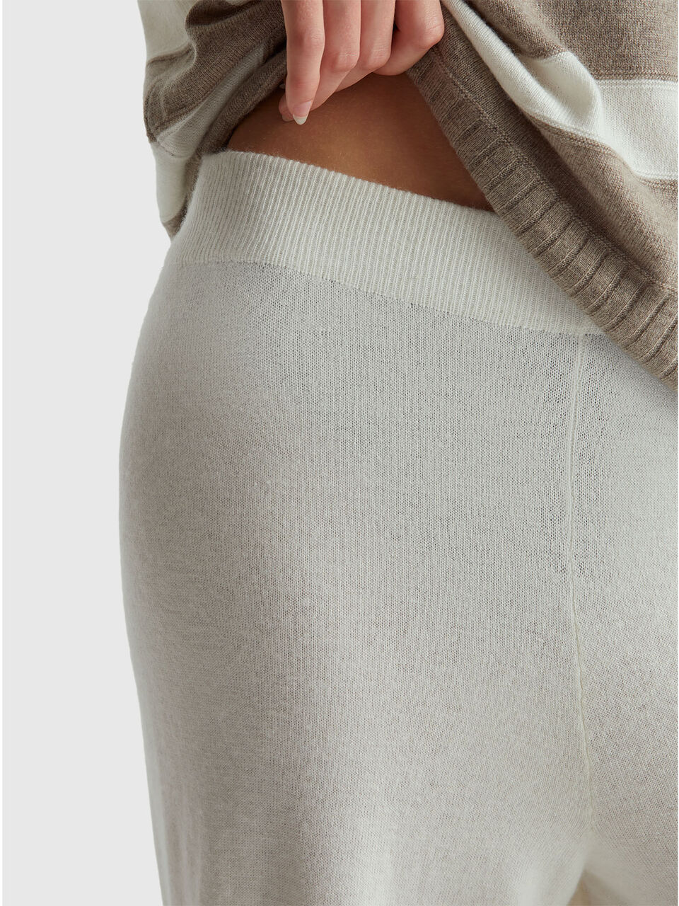 BEIGE WIDE PANTS IN WOOL AND CASHMERE BLEND