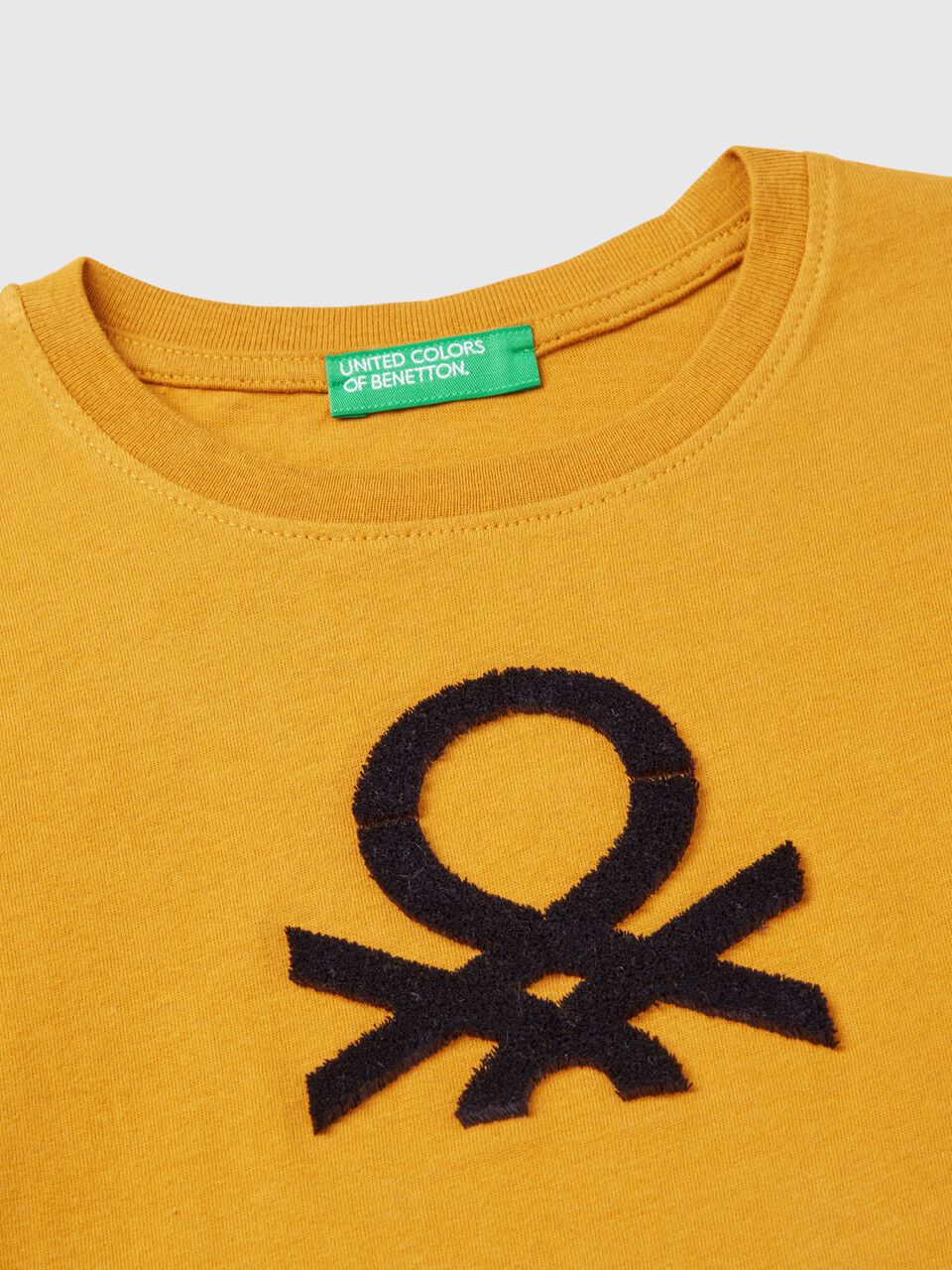 T-SHIRT IN ORGANIC COTTON WITH EMBROIDERED LOGO