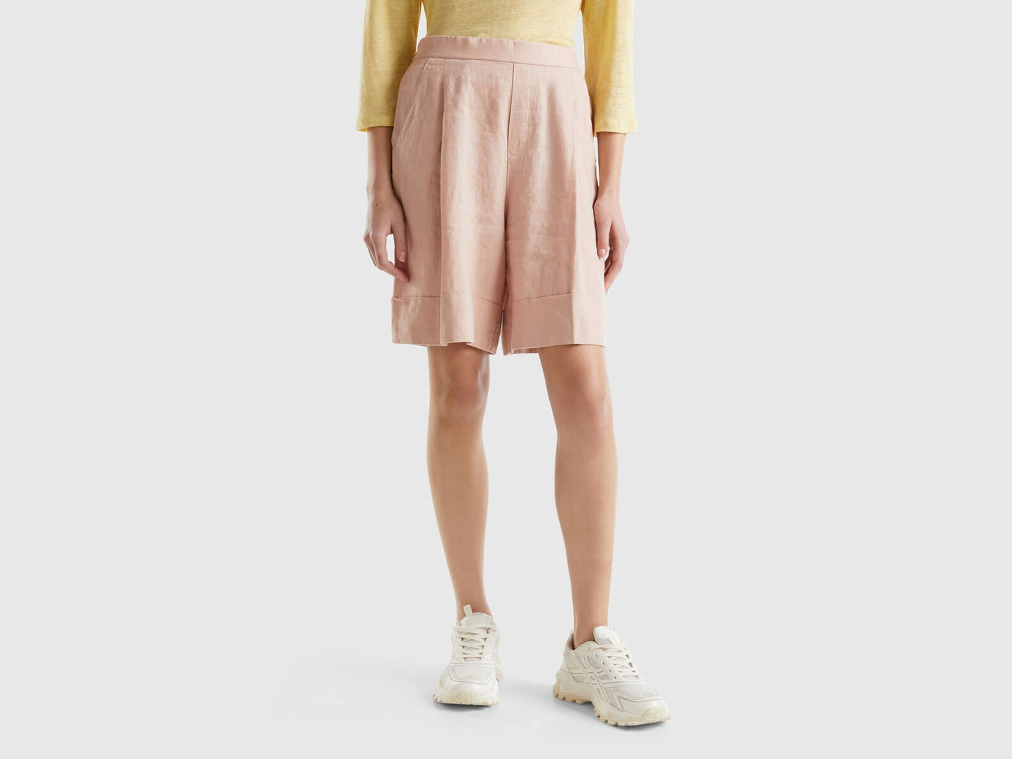 100% LINEN BERMUDAS WITH CUFFS - SHORTS