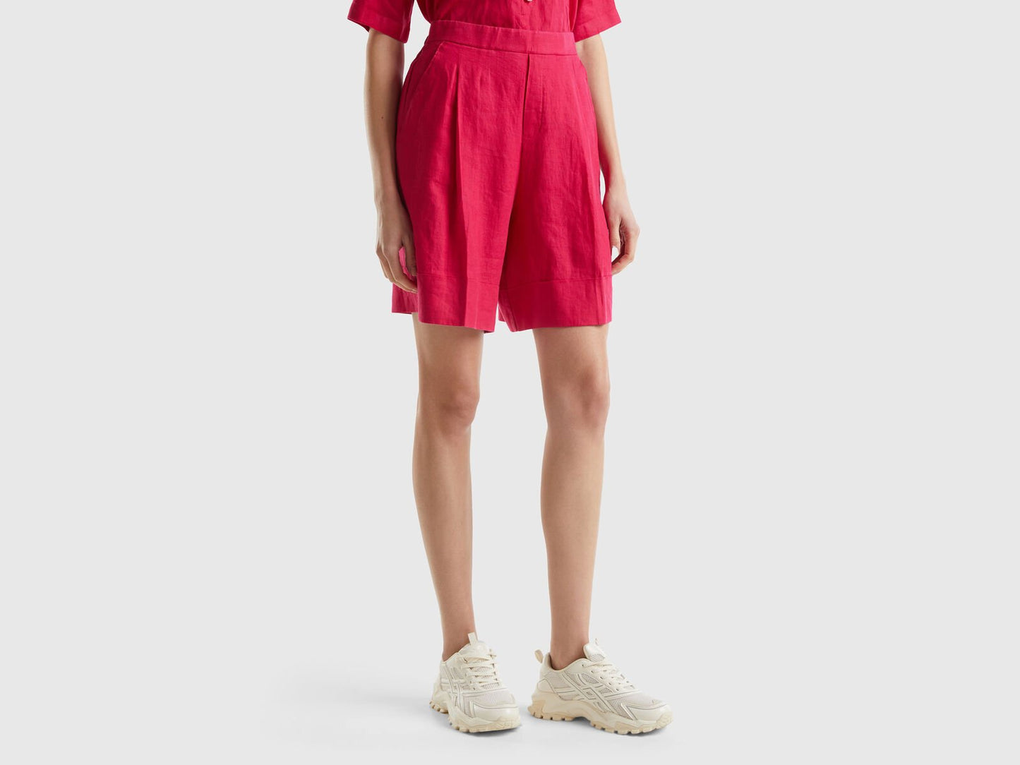 100% LINEN BERMUDAS WITH CUFFS - SHORTS
