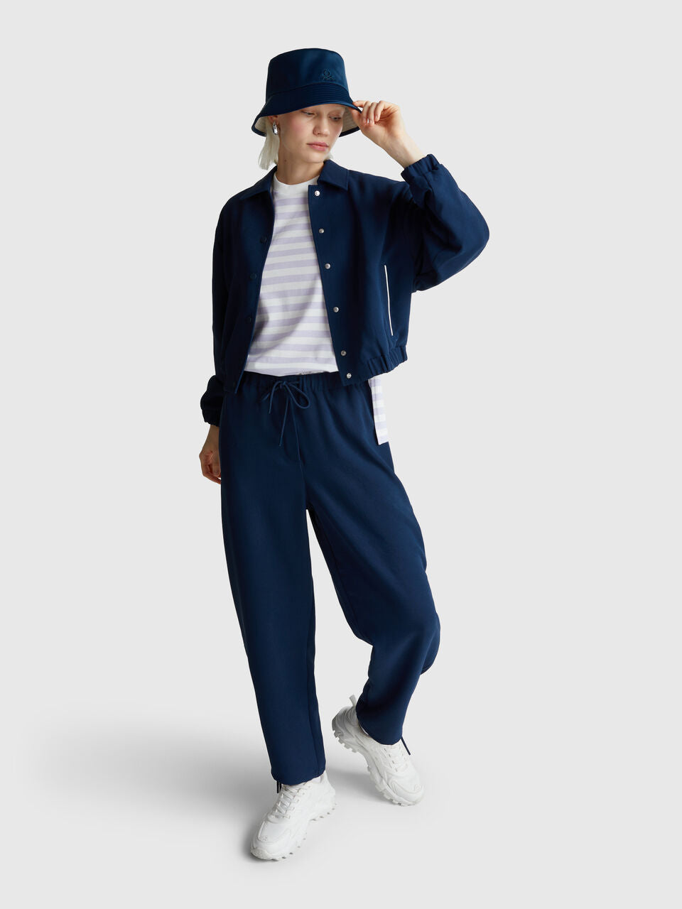 OVERSIZED STRIPED T-SHIRT