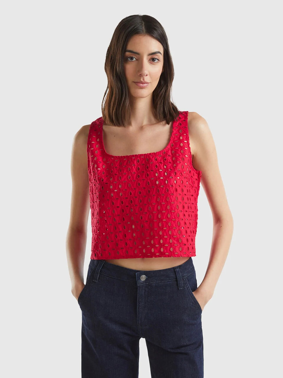 Sleeveless Blouse in Broderie Anglaise