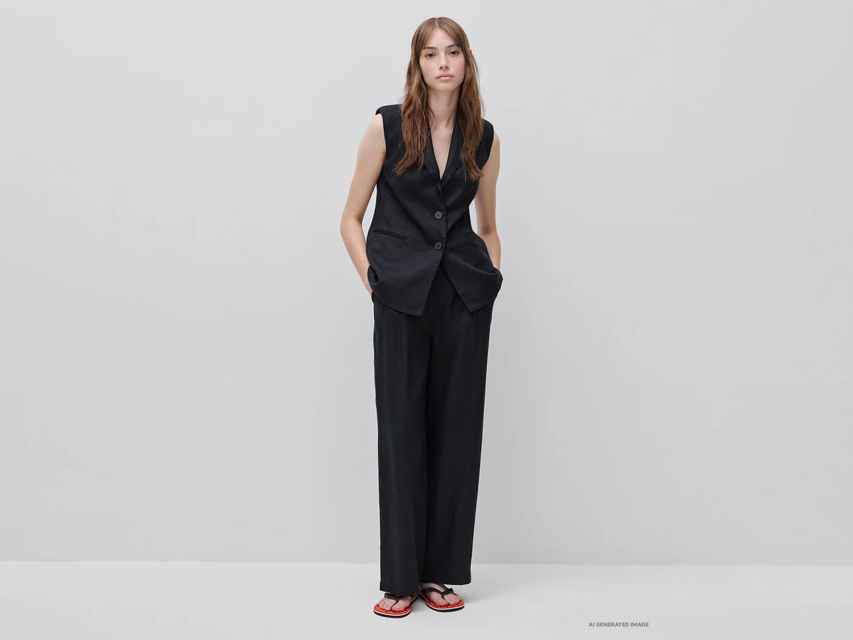 LONG VEST IN PURE LINEN