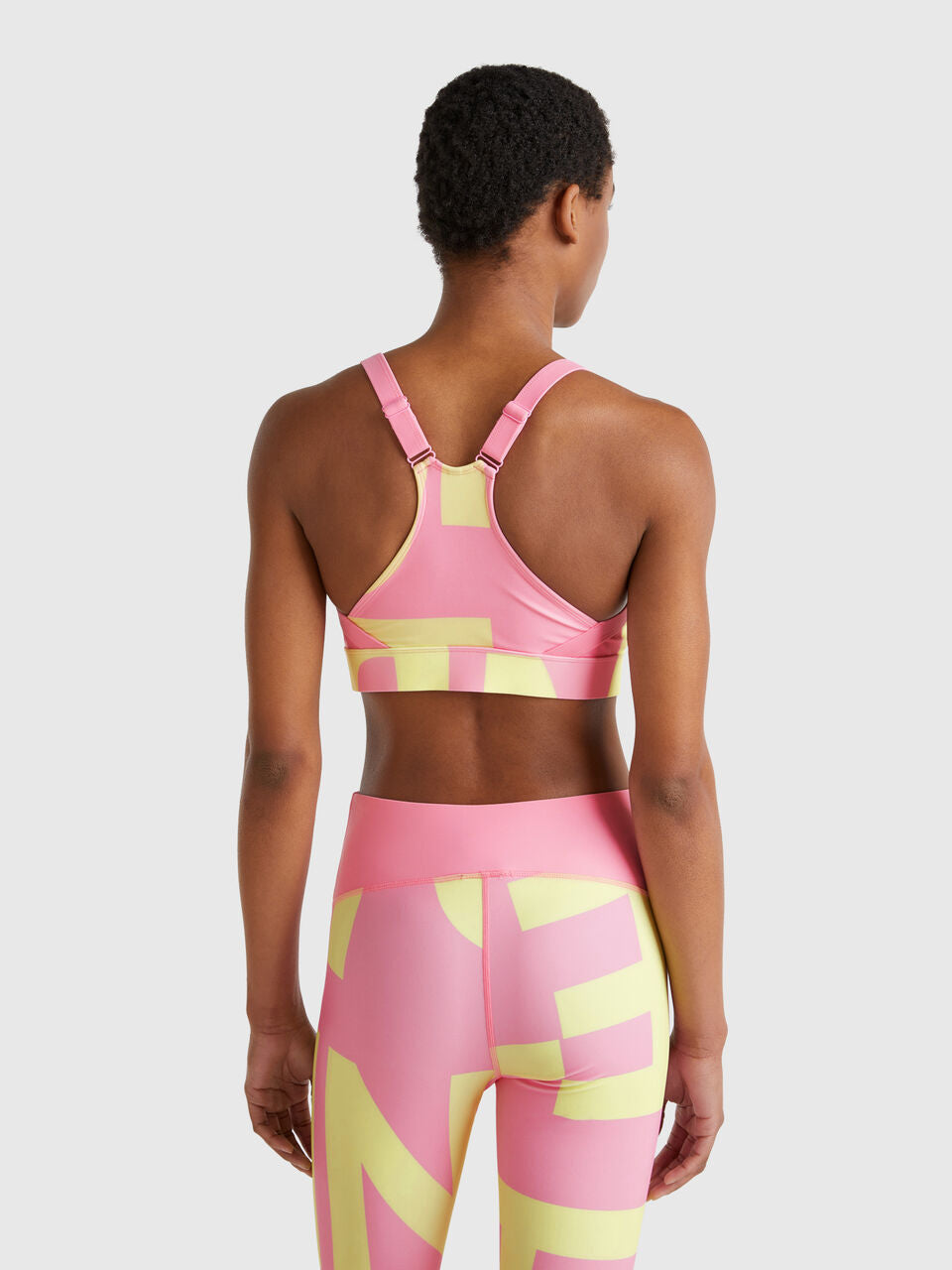 SPORTS BRA TOP WITH PADDING