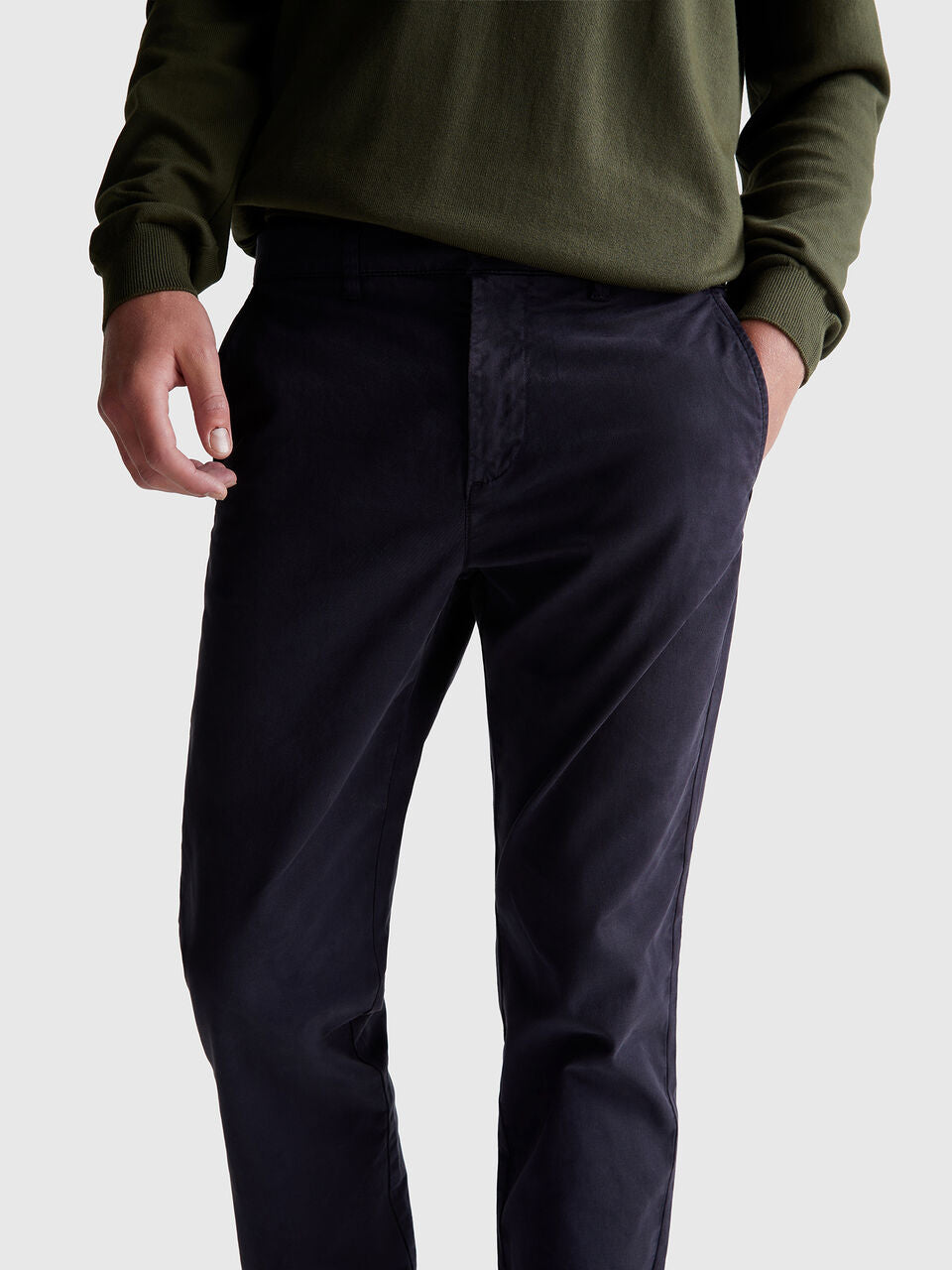 SLIM FIT COTTON CHINOS