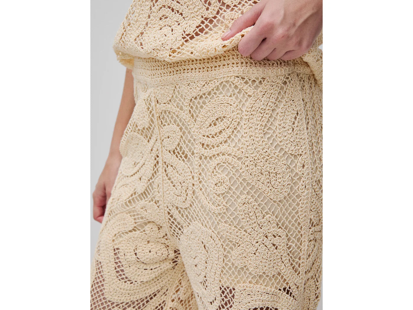 EMBROIDERED KNITTED TROUSERS