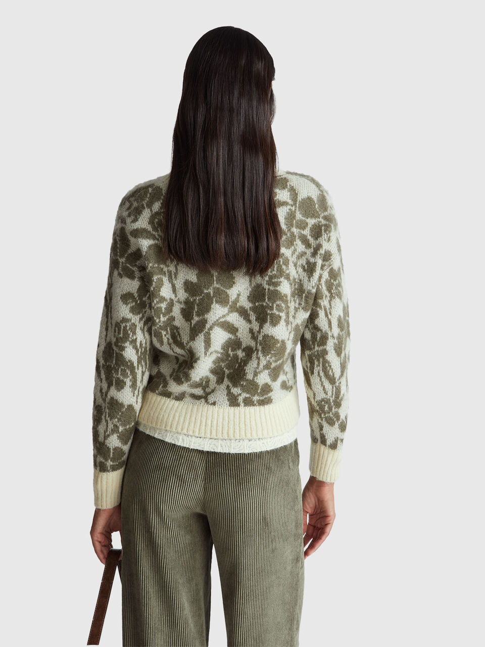 T-SHIRT WITH FLORAL PATTERN