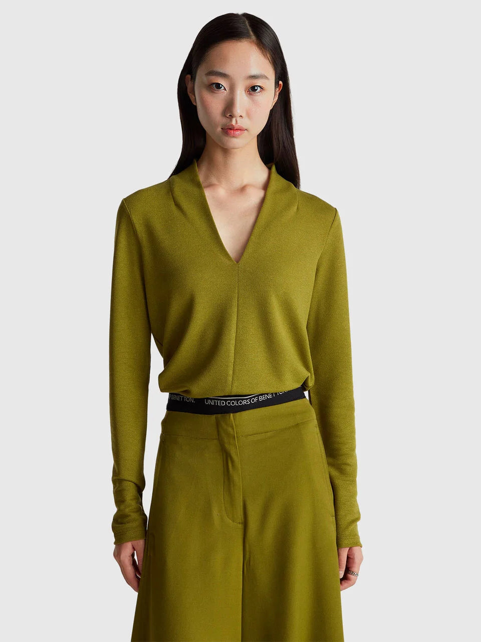 CREPE T-SHIRT WITH V-NECK