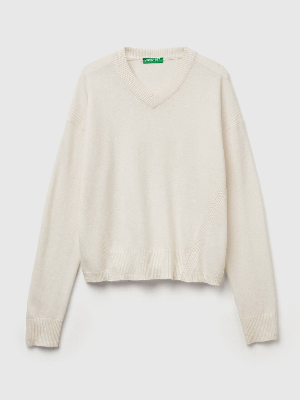 V-NECK SWEATER