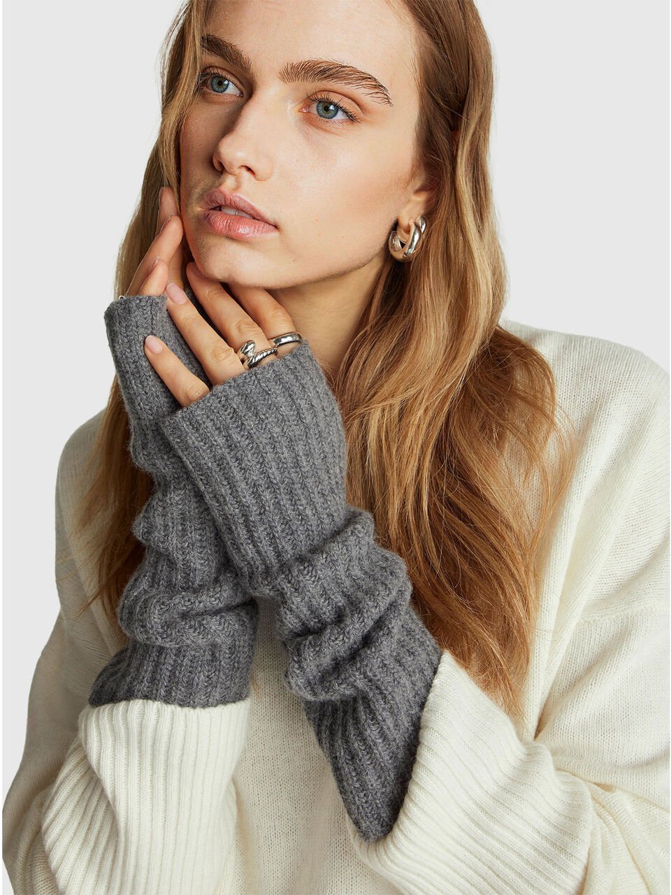 SWEATER IN WOOL AND VISCOSE BLEND